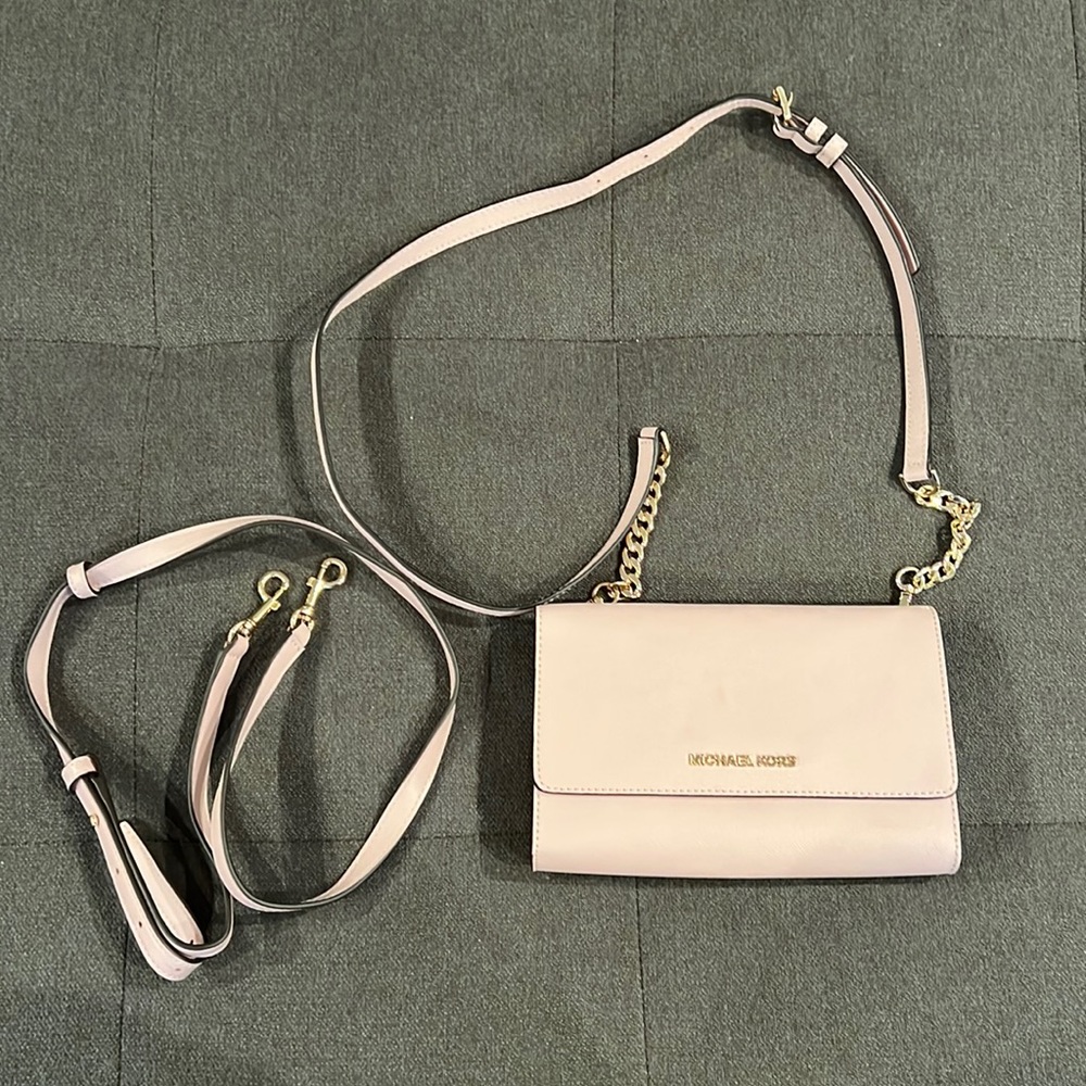 Pink Michael Kors crossbody / clutch in great condition!